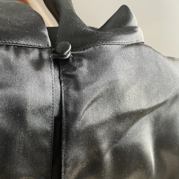 Black silk blouse, timeless - Picture 8 of 14
